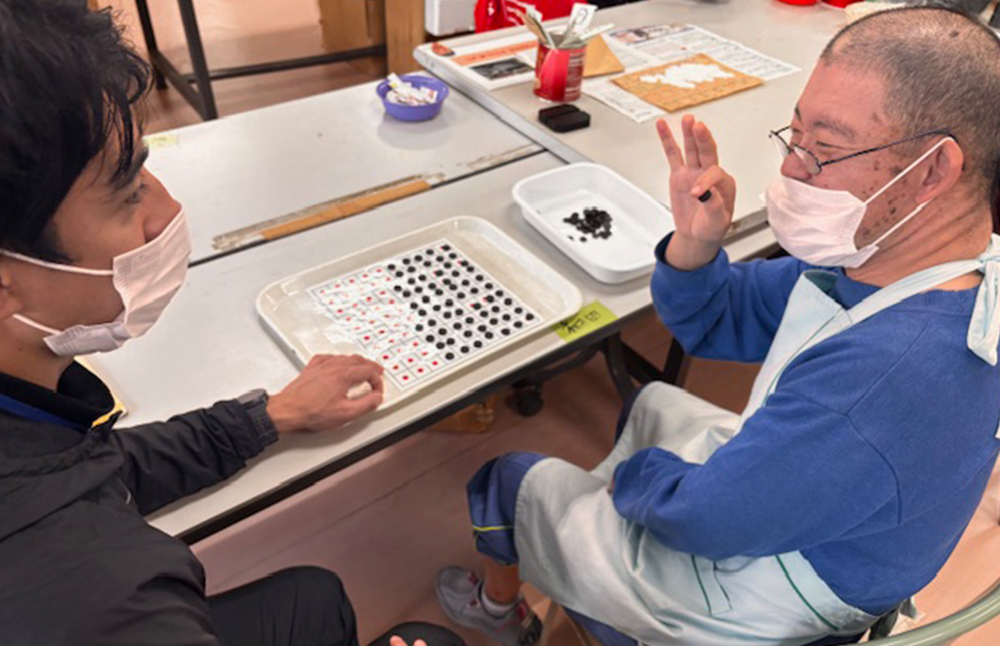 ももち福祉プラザの作業風景